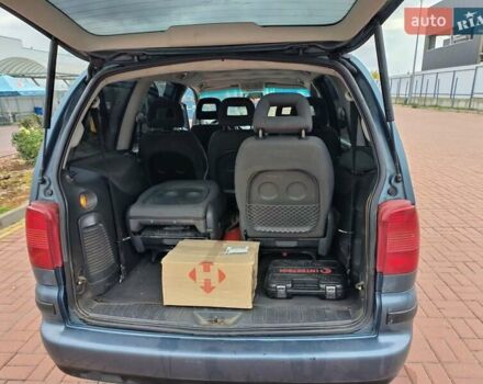 Синій Фольксваген Шаран, об'ємом двигуна 1.9 л та пробігом 342 тис. км за 4200 $, фото 5 на Automoto.ua