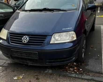 Синий Фольксваген Шаран, объемом двигателя 2.5 л и пробегом 270 тыс. км за 3524 $, фото 2 на Automoto.ua