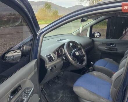 Синий Фольксваген Шаран, объемом двигателя 1.9 л и пробегом 317 тыс. км за 5200 $, фото 16 на Automoto.ua