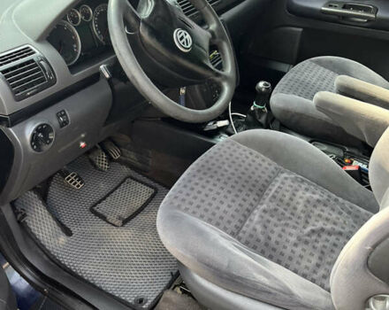 Синий Фольксваген Шаран, объемом двигателя 1.9 л и пробегом 388 тыс. км за 6700 $, фото 4 на Automoto.ua