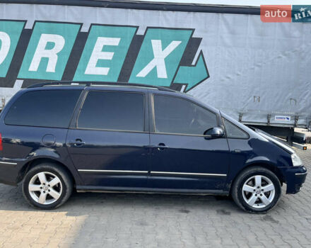 Синий Фольксваген Шаран, объемом двигателя 1.9 л и пробегом 388 тыс. км за 6700 $, фото 1 на Automoto.ua