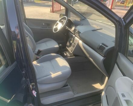 Синий Фольксваген Шаран, объемом двигателя 1.78 л и пробегом 224 тыс. км за 5900 $, фото 17 на Automoto.ua