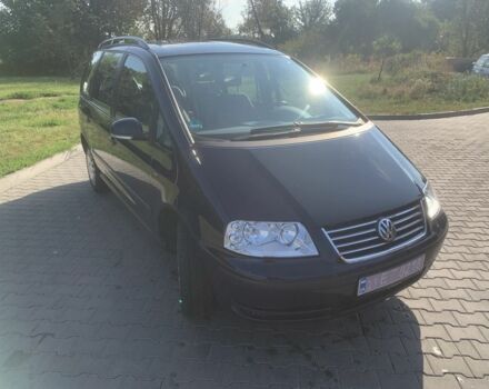 Синий Фольксваген Шаран, объемом двигателя 1.78 л и пробегом 224 тыс. км за 5900 $, фото 2 на Automoto.ua