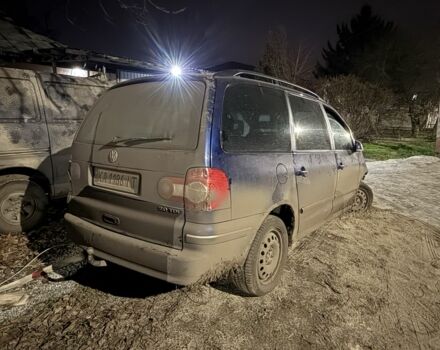 Синий Фольксваген Шаран, объемом двигателя 2 л и пробегом 250 тыс. км за 1599 $, фото 3 на Automoto.ua