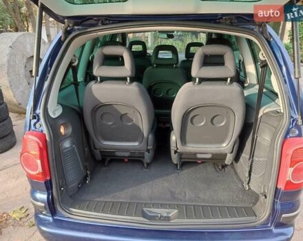 Синий Фольксваген Шаран, объемом двигателя 1.78 л и пробегом 230 тыс. км за 6900 $, фото 8 на Automoto.ua