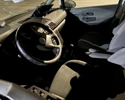 Синий Фольксваген Шаран, объемом двигателя 2 л и пробегом 250 тыс. км за 1599 $, фото 5 на Automoto.ua