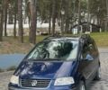 Синій Фольксваген Шаран, об'ємом двигуна 2 л та пробігом 309 тис. км за 6400 $, фото 1 на Automoto.ua