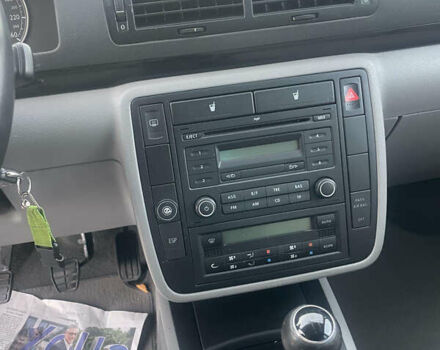 Синий Фольксваген Шаран, объемом двигателя 2 л и пробегом 140 тыс. км за 8555 $, фото 10 на Automoto.ua