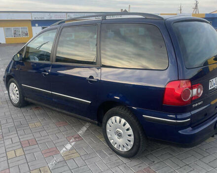 Синий Фольксваген Шаран, объемом двигателя 2 л и пробегом 140 тыс. км за 8555 $, фото 7 на Automoto.ua