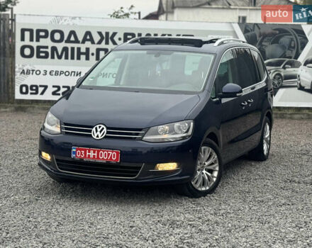 Синій Фольксваген Шаран, об'ємом двигуна 2 л та пробігом 260 тис. км за 13800 $, фото 5 на Automoto.ua