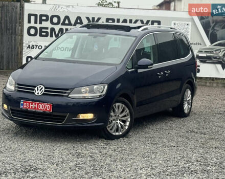 Синій Фольксваген Шаран, об'ємом двигуна 2 л та пробігом 260 тис. км за 13800 $, фото 1 на Automoto.ua
