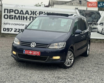 Синій Фольксваген Шаран, об'ємом двигуна 2 л та пробігом 260 тис. км за 13800 $, фото 8 на Automoto.ua