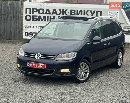 Синій Фольксваген Шаран, об'ємом двигуна 2 л та пробігом 260 тис. км за 13800 $, фото 2 на Automoto.ua