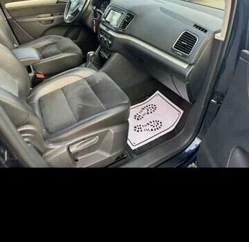 Синій Фольксваген Шаран, об'ємом двигуна 2 л та пробігом 285 тис. км за 14600 $, фото 6 на Automoto.ua