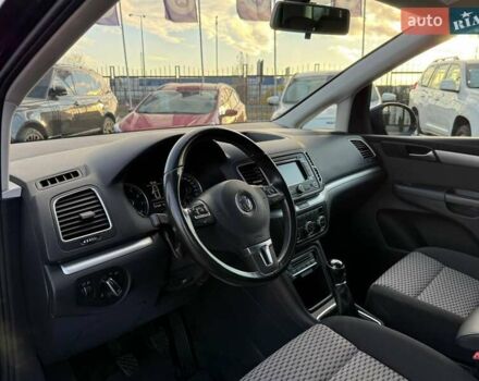 Синий Фольксваген Шаран, объемом двигателя 1.39 л и пробегом 137 тыс. км за 13900 $, фото 7 на Automoto.ua