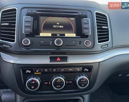 Синий Фольксваген Шаран, объемом двигателя 2 л и пробегом 270 тыс. км за 15900 $, фото 47 на Automoto.ua