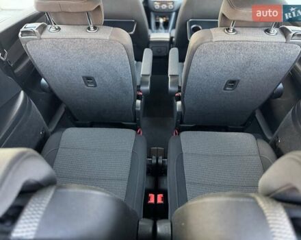 Синий Фольксваген Шаран, объемом двигателя 2 л и пробегом 270 тыс. км за 15900 $, фото 73 на Automoto.ua