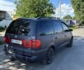 Синій Фольксваген Шаран, об'ємом двигуна 1.9 л та пробігом 390 тис. км за 2850 $, фото 2 на Automoto.ua