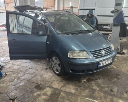 Синій Фольксваген Шаран, об'ємом двигуна 1.9 л та пробігом 300 тис. км за 1600 $, фото 1 на Automoto.ua