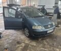 Синій Фольксваген Шаран, об'ємом двигуна 1.9 л та пробігом 300 тис. км за 1600 $, фото 1 на Automoto.ua