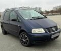 Синий Фольксваген Шаран, объемом двигателя 1.9 л и пробегом 290 тыс. км за 2600 $, фото 1 на Automoto.ua