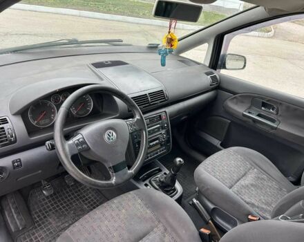 Синий Фольксваген Шаран, объемом двигателя 1.9 л и пробегом 290 тыс. км за 2600 $, фото 3 на Automoto.ua