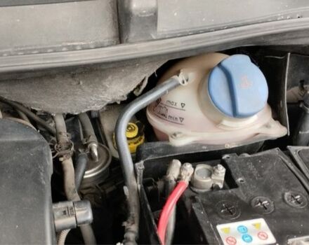 Синий Фольксваген Шаран, объемом двигателя 1.9 л и пробегом 330 тыс. км за 5100 $, фото 6 на Automoto.ua