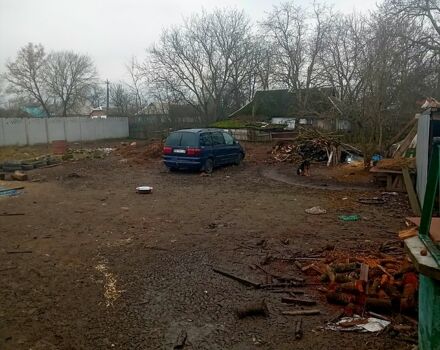 Синий Фольксваген Шаран, объемом двигателя 2 л и пробегом 200 тыс. км за 1500 $, фото 1 на Automoto.ua