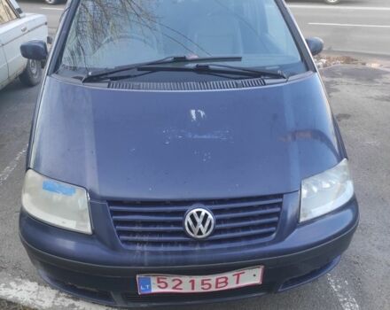 Синий Фольксваген Шаран, объемом двигателя 1.9 л и пробегом 455 тыс. км за 1650 $, фото 1 на Automoto.ua