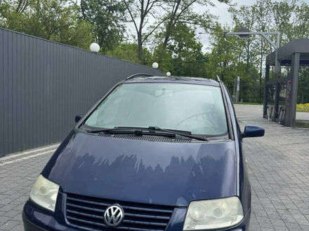 Синій Фольксваген Шаран, об'ємом двигуна 1.9 л та пробігом 338 тис. км за 5100 $, фото 1 на Automoto.ua