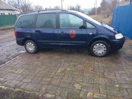 Синий Фольксваген Шаран, объемом двигателя 0 л и пробегом 350 тыс. км за 1538 $, фото 1 на Automoto.ua