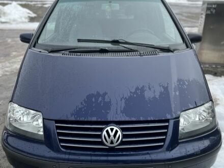 Синій Фольксваген Шаран, об'ємом двигуна 1.9 л та пробігом 400 тис. км за 2900 $, фото 1 на Automoto.ua