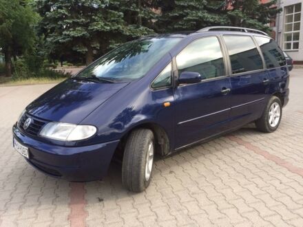 Синій Фольксваген Шаран, об'ємом двигуна 1.9 л та пробігом 100 тис. км за 3000 $, фото 1 на Automoto.ua