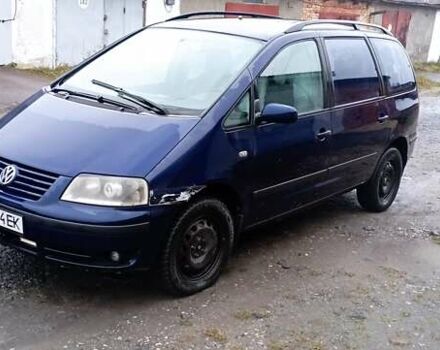 Синий Фольксваген Шаран, объемом двигателя 1.9 л и пробегом 377 тыс. км за 2800 $, фото 1 на Automoto.ua