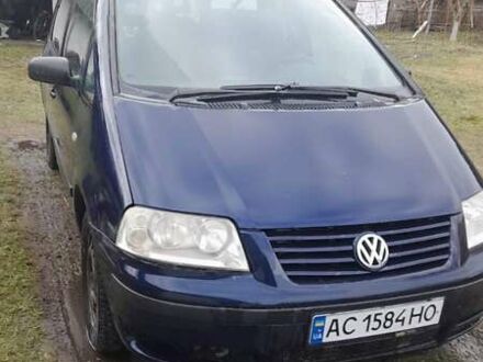 Фольксваген Шаран 2002 у Луцьку на Automoto.ua Синій Фольксваген Шаран, об'ємом двигуна 2 л та пробігом 374 тис. км за 3300 $, фото 1 на Automoto.ua