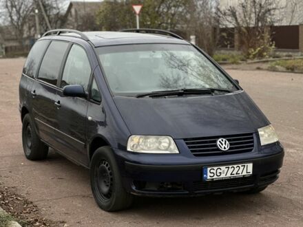 Синий Фольксваген Шаран, объемом двигателя 1.9 л и пробегом 320 тыс. км за 1699 $, фото 1 на Automoto.ua