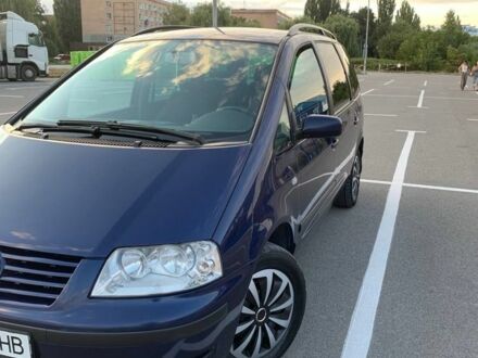 Фольксваген Шаран 2003 в Каменце-Подольском на Automoto.ua Синий Фольксваген Шаран, объемом двигателя 1.9 л и пробегом 500 тыс. км за 4700 $, фото 1 на Automoto.ua