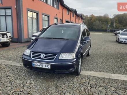 Фольксваген Шаран 2005 в Тячеве на Automoto.ua Синий Фольксваген Шаран, объемом двигателя 1.9 л и пробегом 317 тыс. км за 5200 $, фото 1 на Automoto.ua