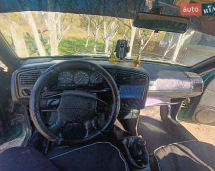 Зеленый Фольксваген Шаран, объемом двигателя 1.8 л и пробегом 20 тыс. км за 1950 $, фото 2 на Automoto.ua