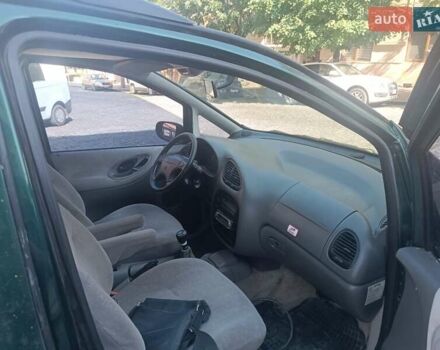 Зеленый Фольксваген Шаран, объемом двигателя 2.79 л и пробегом 200 тыс. км за 1799 $, фото 14 на Automoto.ua