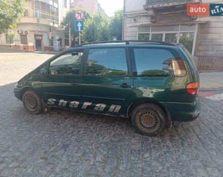 Зеленый Фольксваген Шаран, объемом двигателя 2.79 л и пробегом 200 тыс. км за 1799 $, фото 2 на Automoto.ua