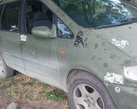 Зелений Фольксваген Шаран, об'ємом двигуна 1.9 л та пробігом 400 тис. км за 1692 $, фото 1 на Automoto.ua