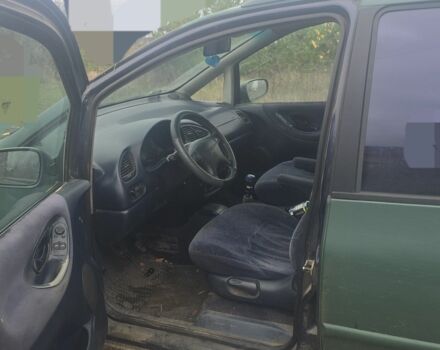 Зеленый Фольксваген Шаран, объемом двигателя 0 л и пробегом 398 тыс. км за 1548 $, фото 4 на Automoto.ua