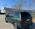 Зеленый Фольксваген Шаран, объемом двигателя 1.9 л и пробегом 320 тыс. км за 2100 $, фото 1 на Automoto.ua