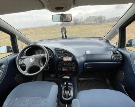 Зеленый Фольксваген Шаран, объемом двигателя 1.9 л и пробегом 125 тыс. км за 3500 $, фото 5 на Automoto.ua