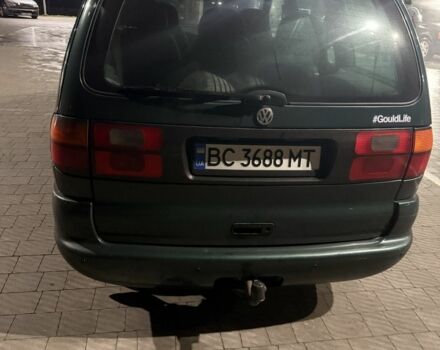 Зелений Фольксваген Шаран, об'ємом двигуна 1.8 л та пробігом 294 тис. км за 3800 $, фото 3 на Automoto.ua