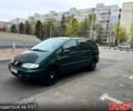Зеленый Фольксваген Шаран, объемом двигателя 1.8 л и пробегом 300 тыс. км за 4250 $, фото 1 на Automoto.ua