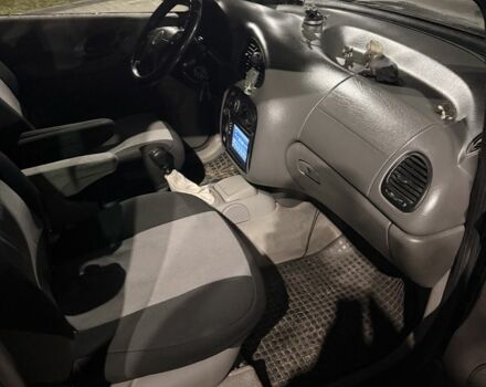 Зелений Фольксваген Шаран, об'ємом двигуна 1.8 л та пробігом 294 тис. км за 3800 $, фото 9 на Automoto.ua