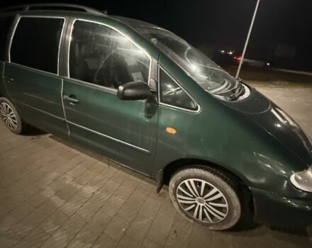 Зелений Фольксваген Шаран, об'ємом двигуна 1.8 л та пробігом 294 тис. км за 3800 $, фото 7 на Automoto.ua