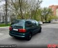 Зеленый Фольксваген Шаран, объемом двигателя 1.8 л и пробегом 300 тыс. км за 4250 $, фото 3 на Automoto.ua